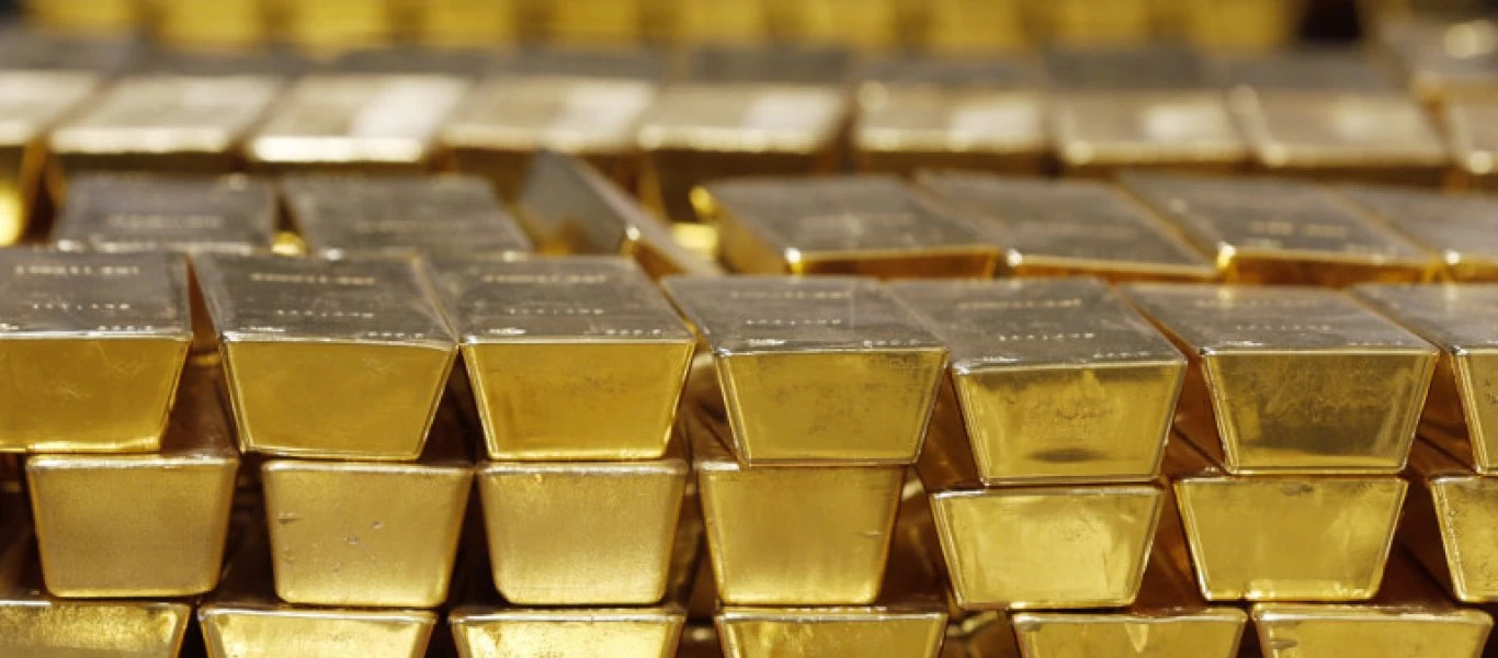 Εσπασε το «φράγμα» των 2.000 δολαρίων ο χρυσός